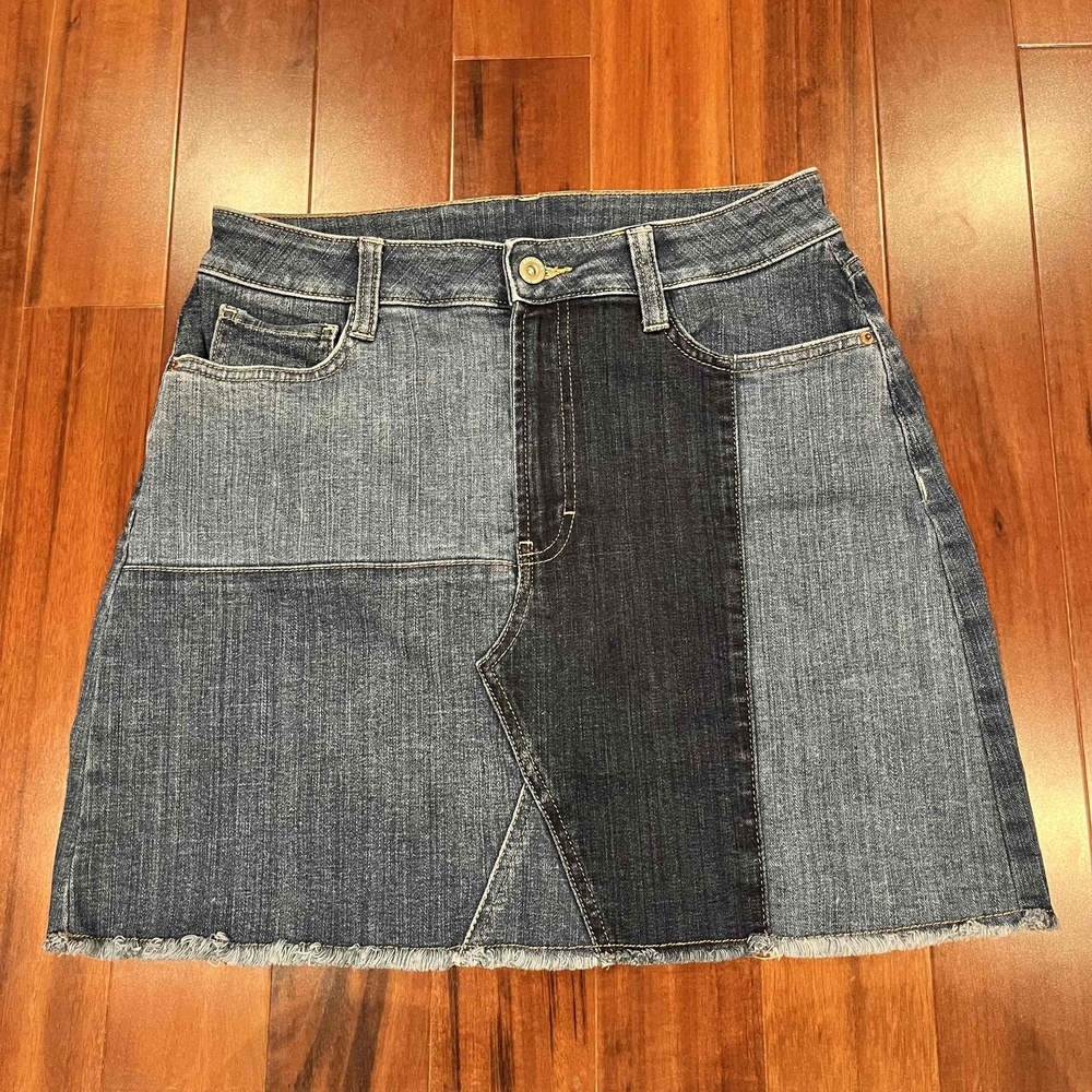 Vintage Y2K Arizona Jean Blue Denim Mini Skirt Patchwork Raw Hem Juniors Size 11